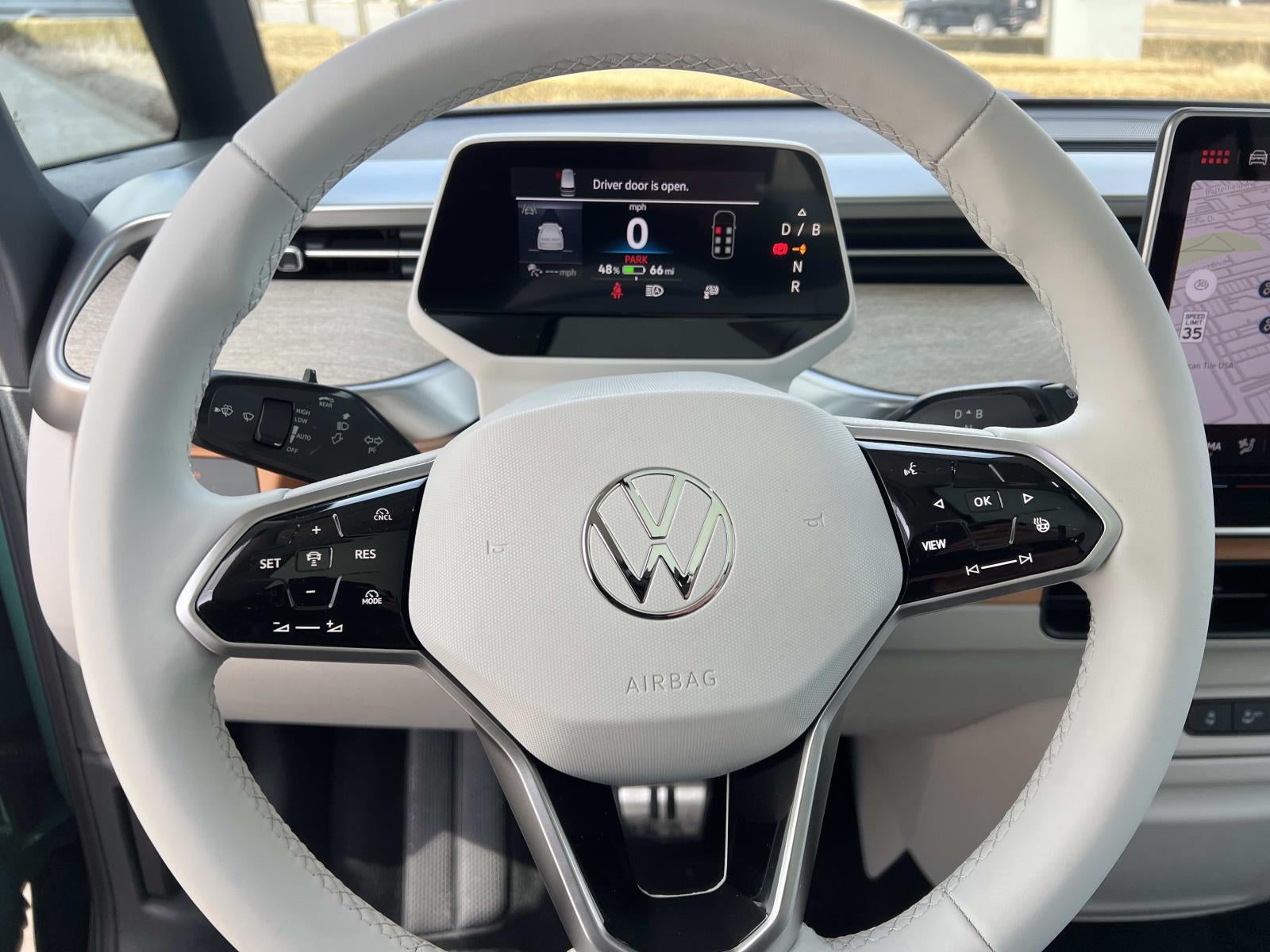 2025 Volkswagen ID. Buzz Pro S Plus 4MOTION w/Two-Tone