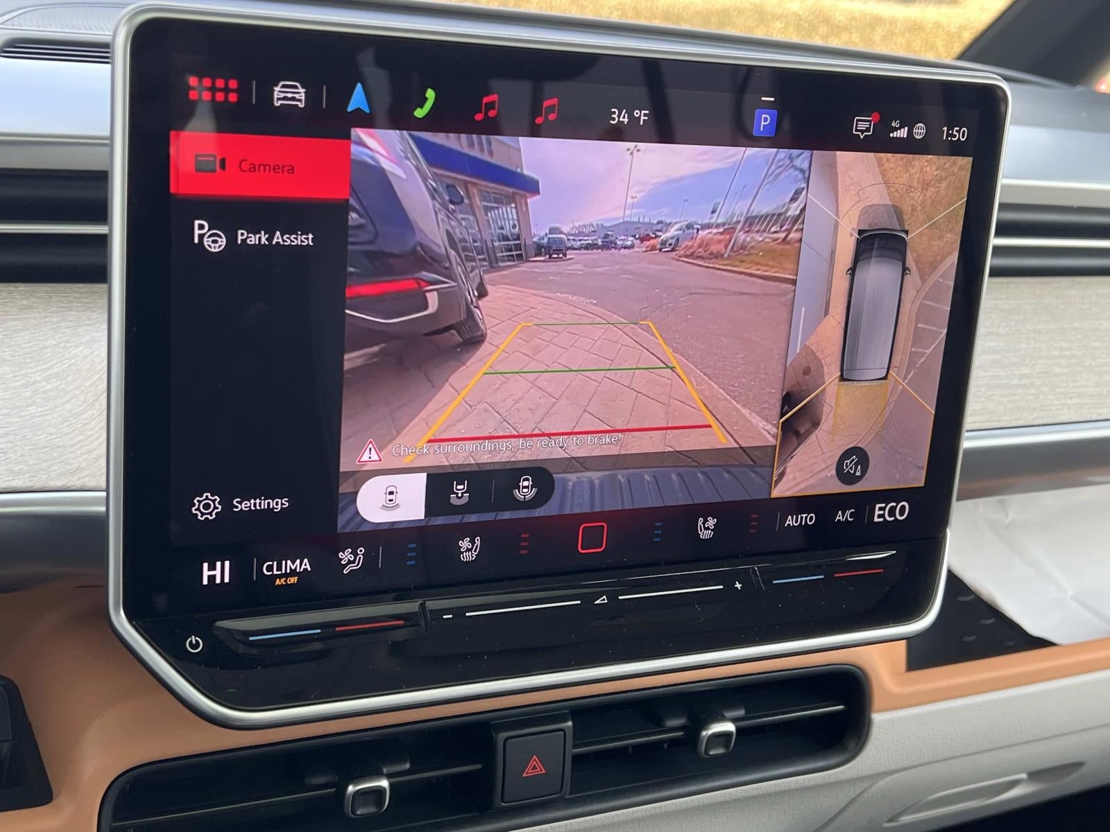 2025 Volkswagen ID. Buzz Pro S Plus 4MOTION w/Two-Tone