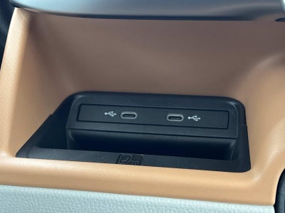 2025 Volkswagen ID. Buzz Pro S Plus 4MOTION w/Two-Tone