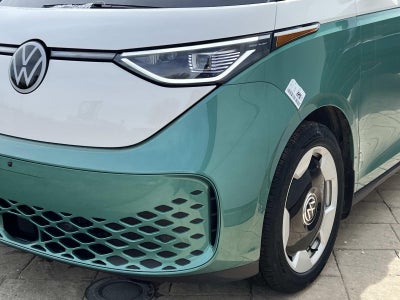 2025 Volkswagen ID. Buzz Pro S Plus 4MOTION w/Two-Tone