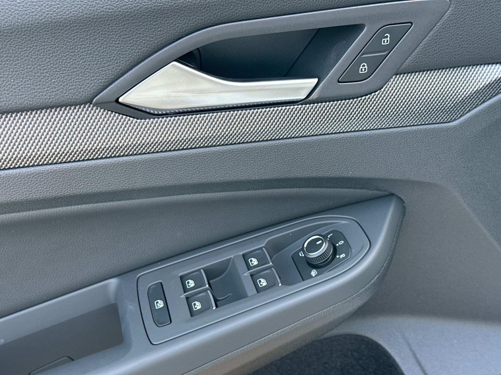 2025 Volkswagen Golf GTI 2.0T SE DSG