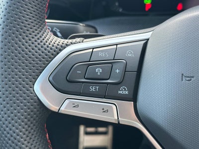 2025 Volkswagen Golf GTI 2.0T SE DSG