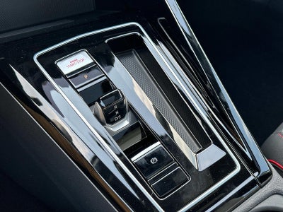 2025 Volkswagen Golf GTI 2.0T SE DSG