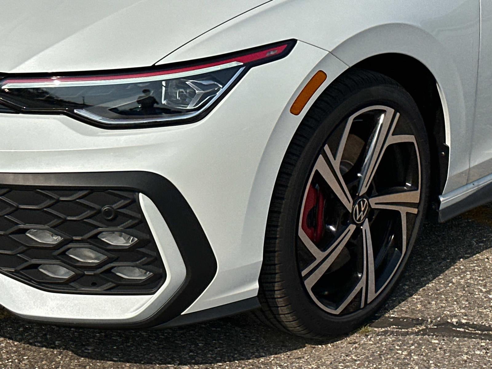 2025 Volkswagen Golf GTI 2.0T SE DSG