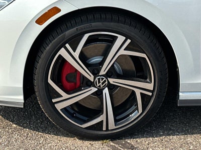 2025 Volkswagen Golf GTI 2.0T SE DSG