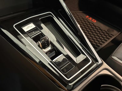 2025 Volkswagen Golf GTI 2.0T SE DSG