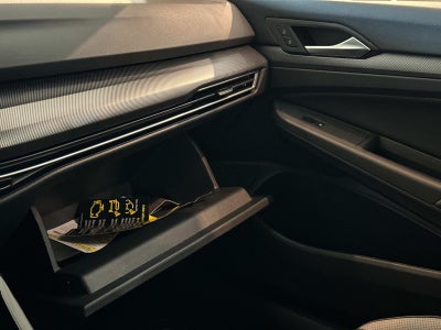 2025 Volkswagen Golf GTI 2.0T SE DSG