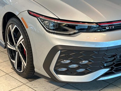 2025 Volkswagen Golf GTI 2.0T SE DSG