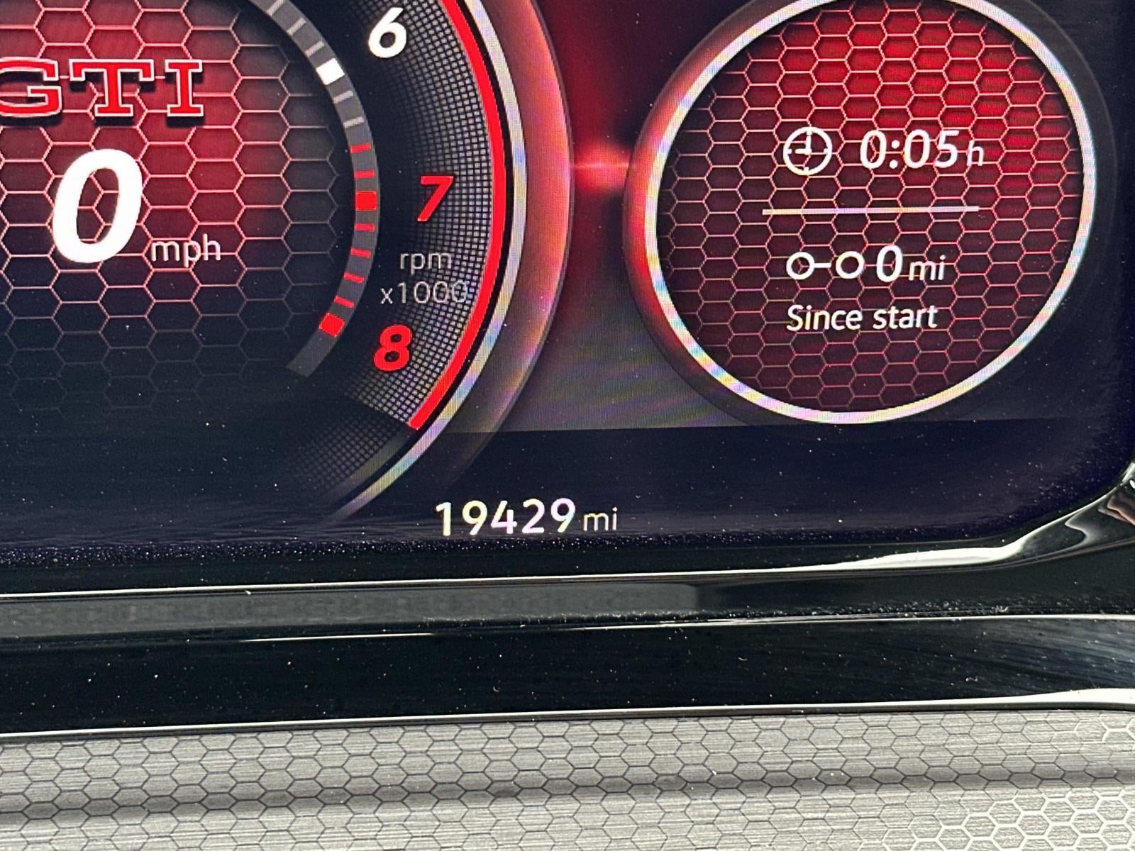 2023 Volkswagen Golf GTI 2.0T 40th Anniversary Edition DSG