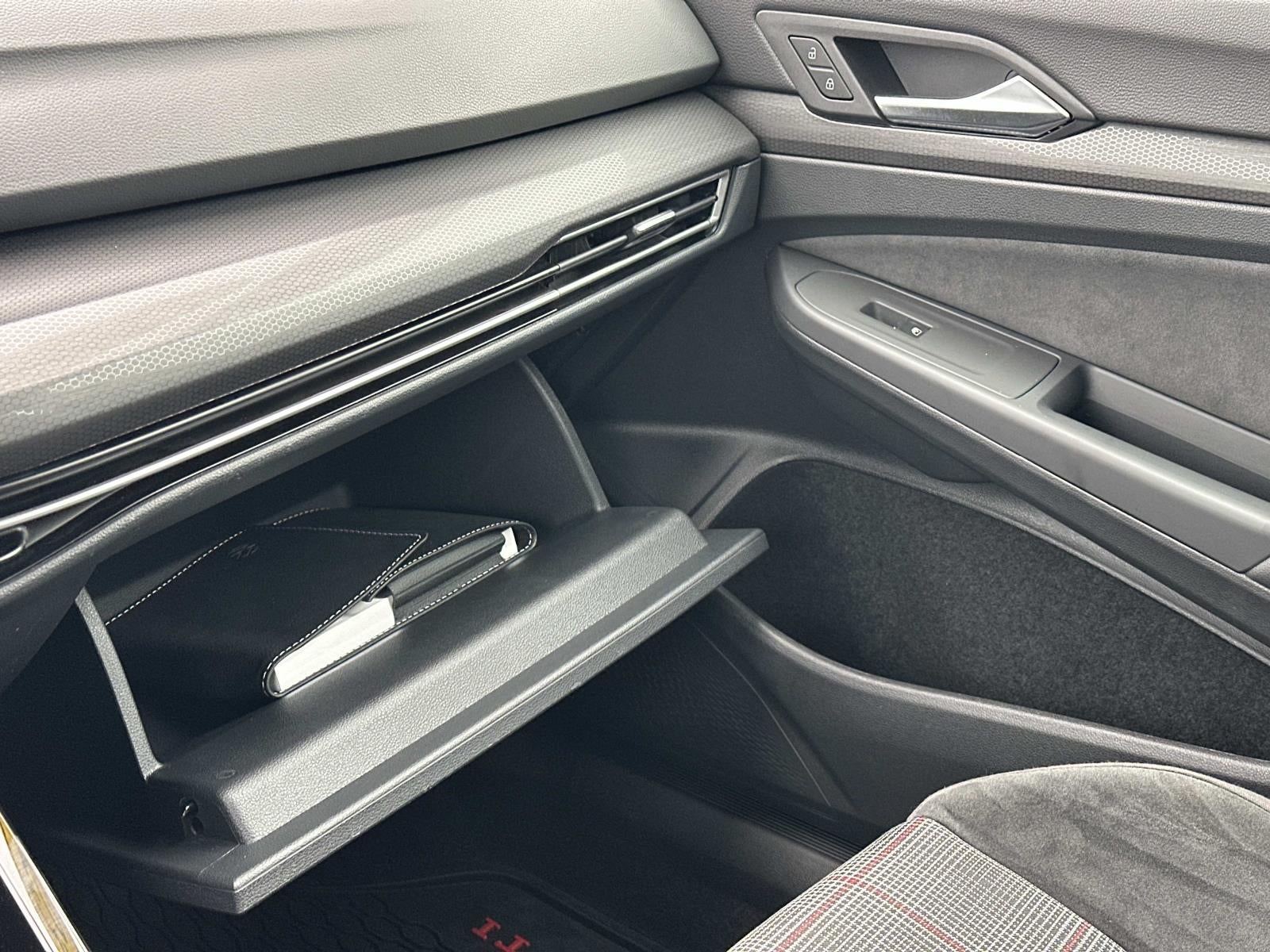 2023 Volkswagen Golf GTI 2.0T 40th Anniversary Edition DSG