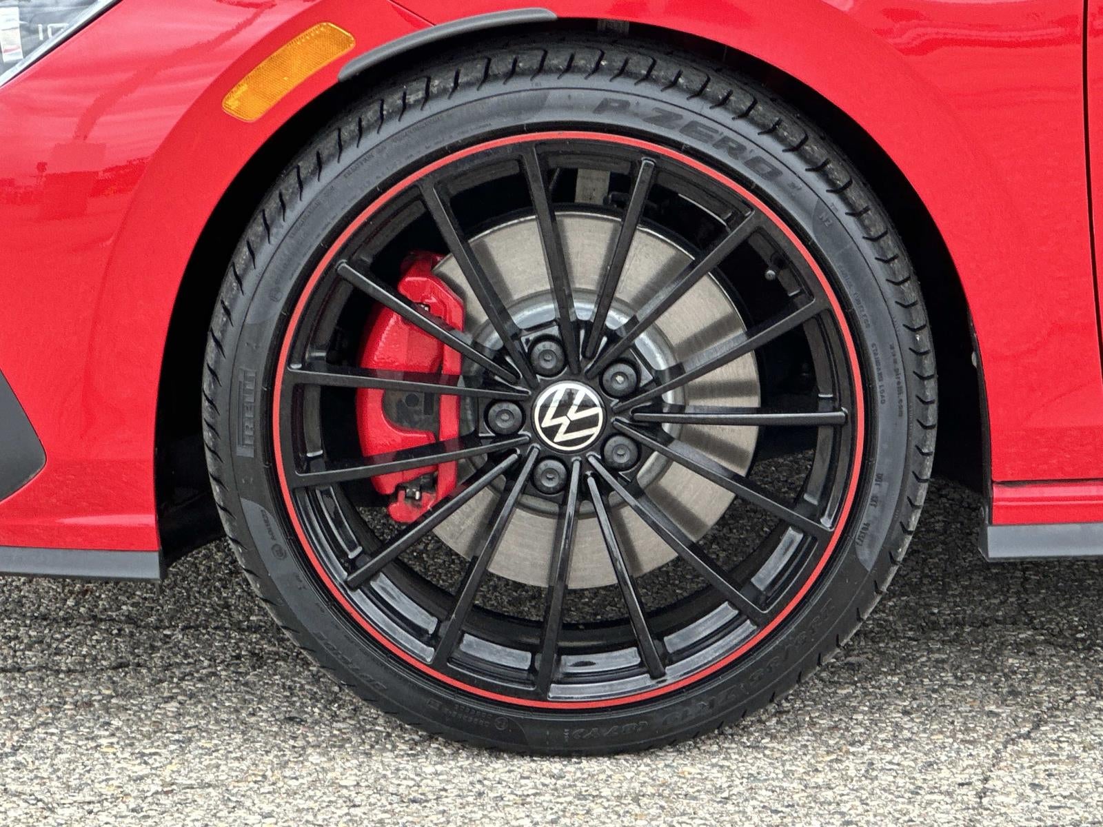 2023 Volkswagen Golf GTI 2.0T 40th Anniversary Edition DSG
