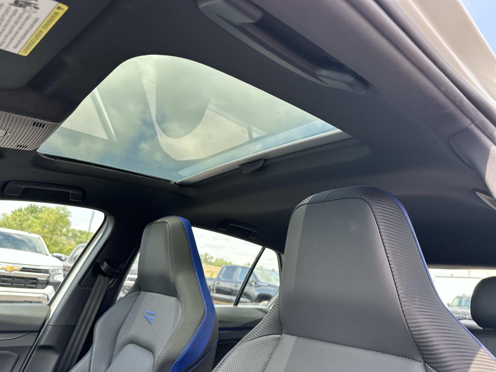 2022 Volkswagen Golf R 2.0T Manual