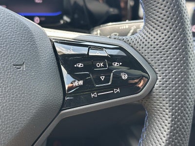 2022 Volkswagen Golf R 2.0T Manual