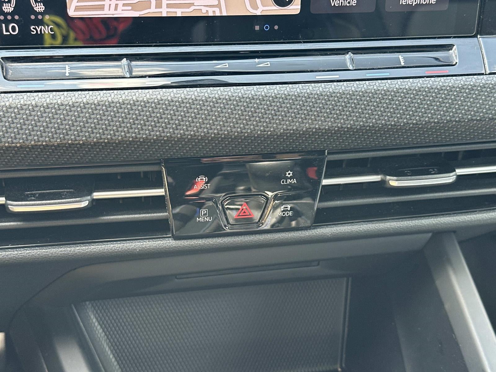 2022 Volkswagen Golf R 2.0T Manual