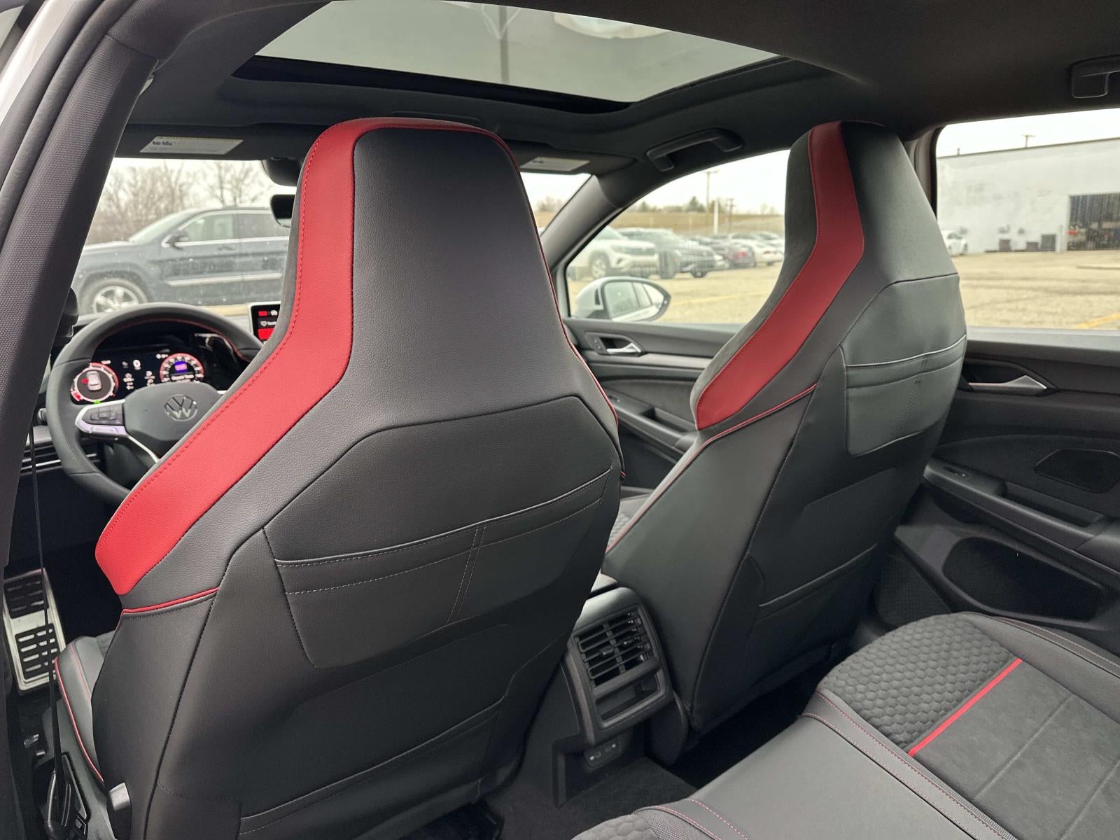 2026 Volkswagen Golf GTI 2.0T SE DSG