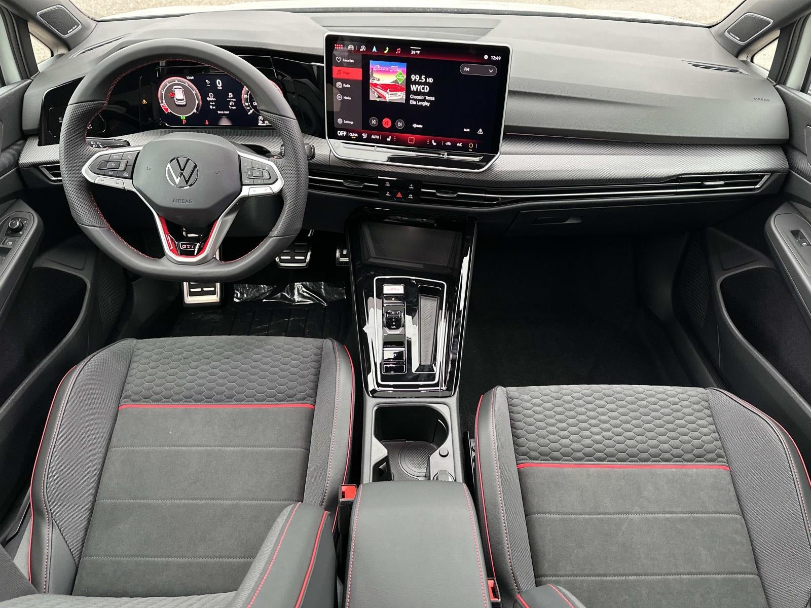 2026 Volkswagen Golf GTI 2.0T SE DSG