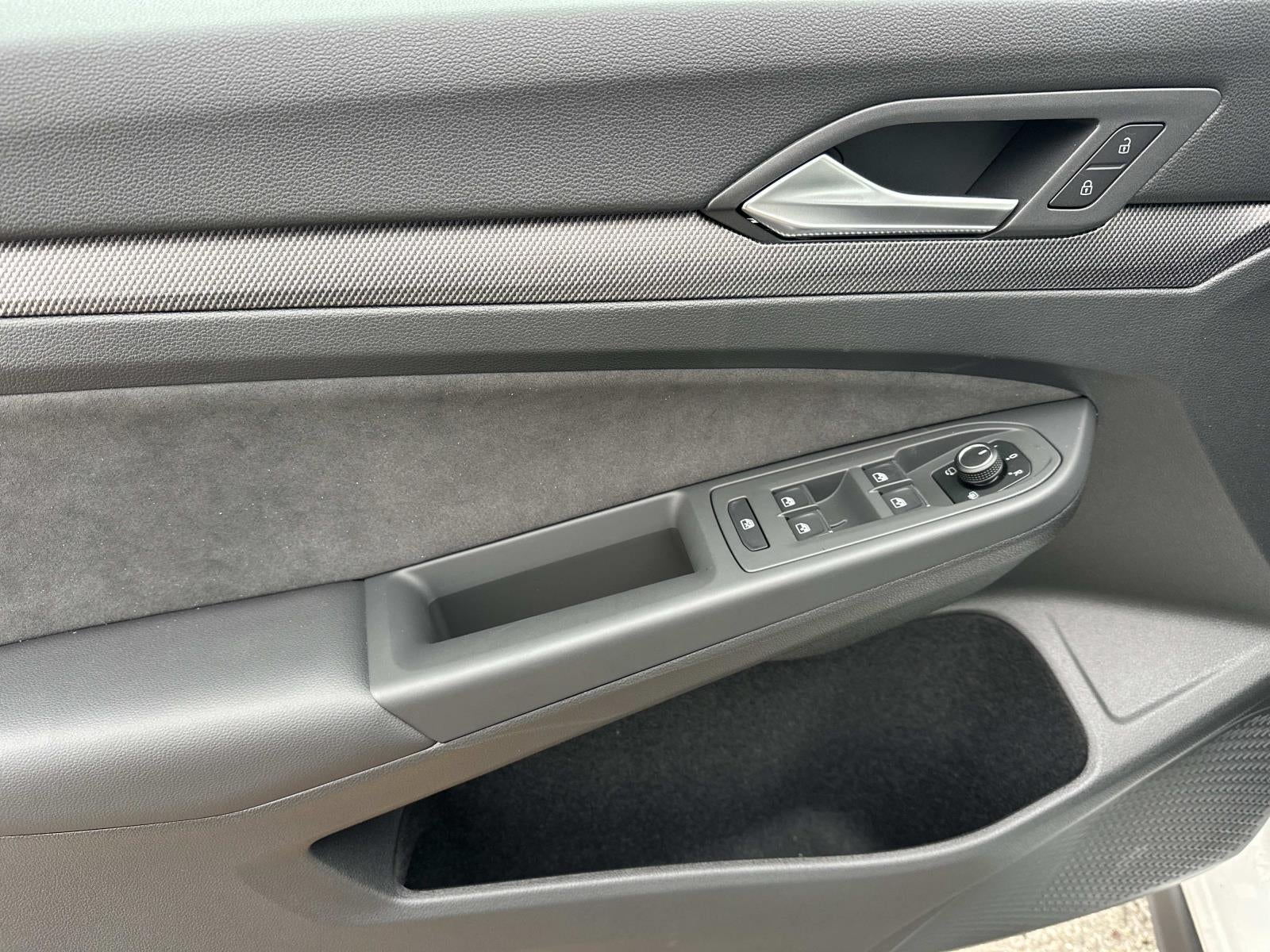 2026 Volkswagen Golf GTI 2.0T SE DSG