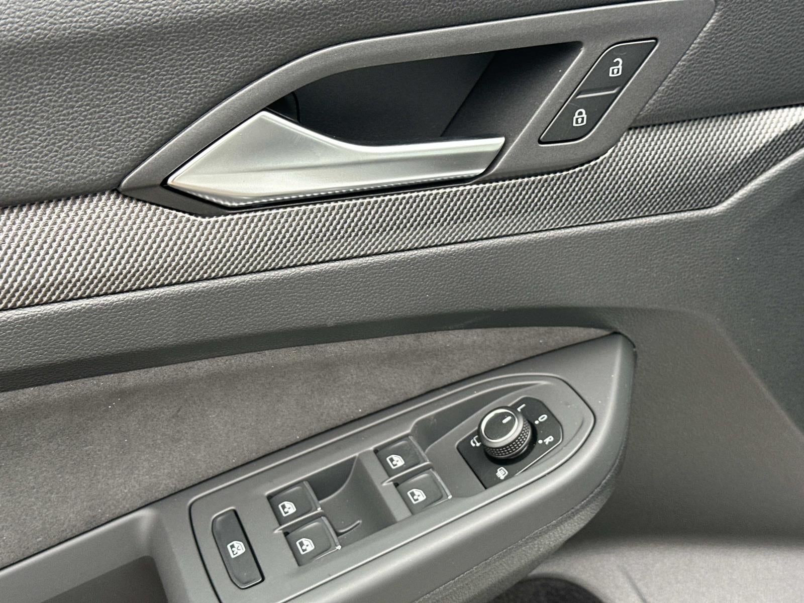 2026 Volkswagen Golf GTI 2.0T SE DSG