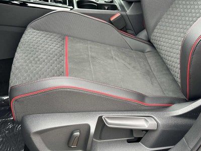 2026 Volkswagen Golf GTI 2.0T SE DSG