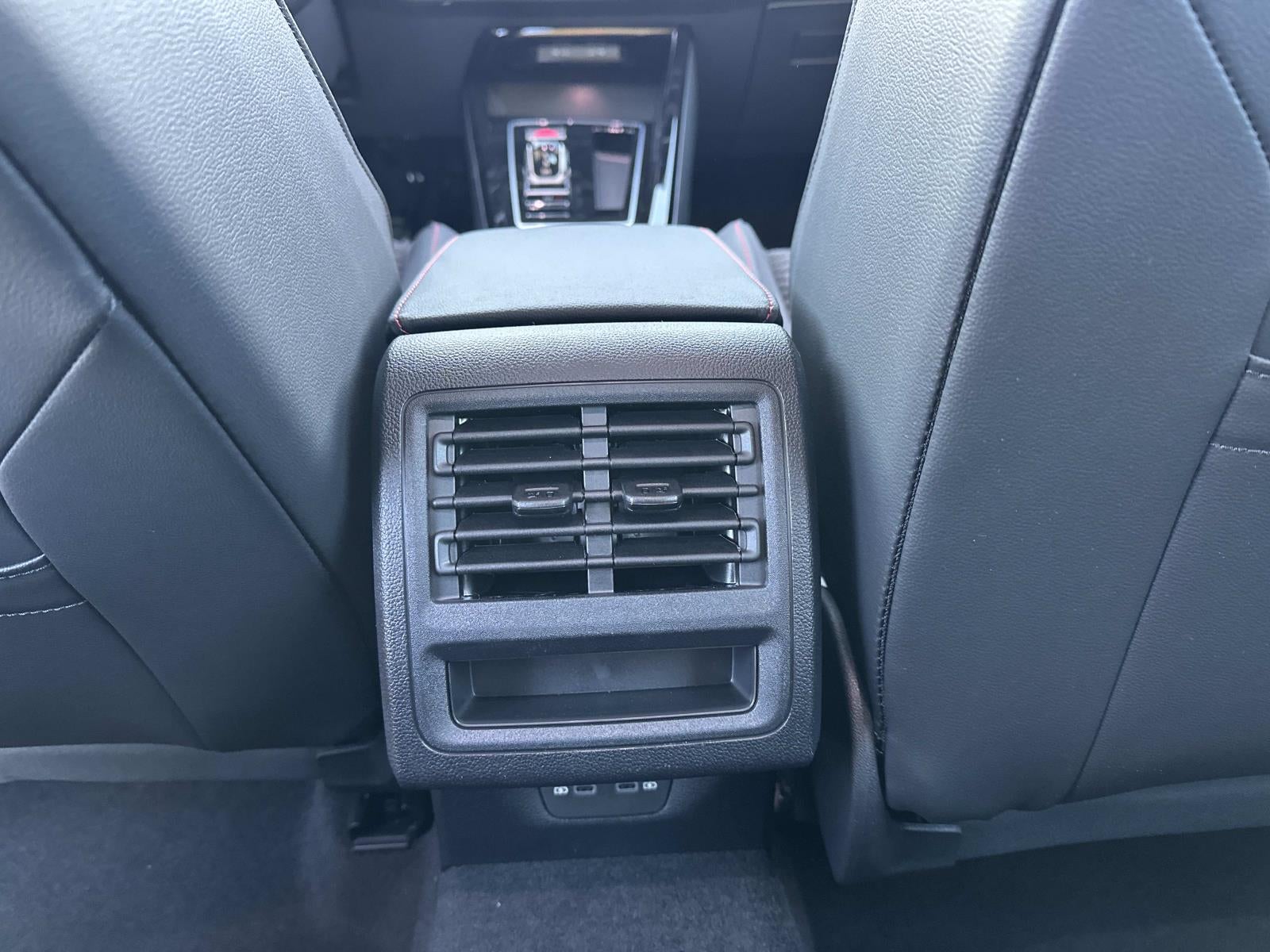 2026 Volkswagen Golf GTI 2.0T SE DSG