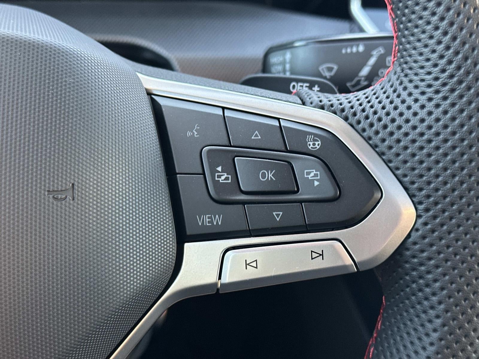 2026 Volkswagen Golf GTI 2.0T SE DSG