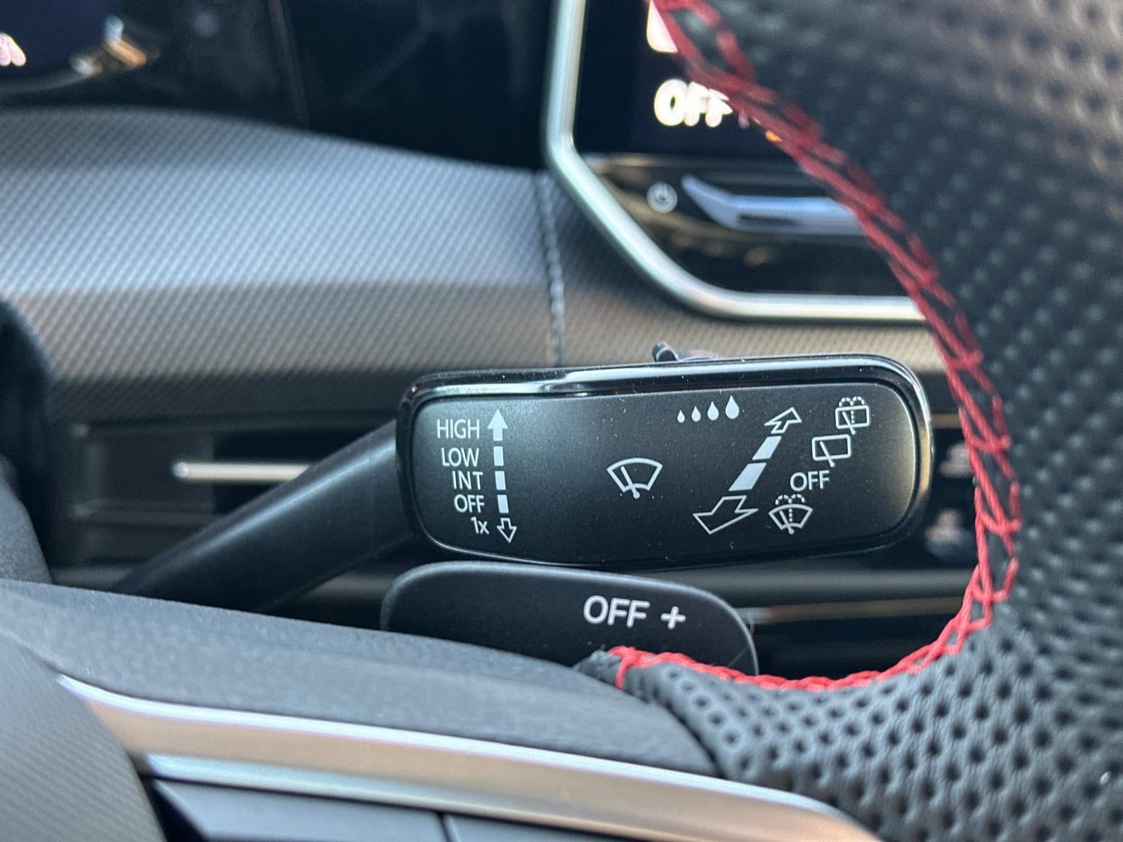 2026 Volkswagen Golf GTI 2.0T SE DSG